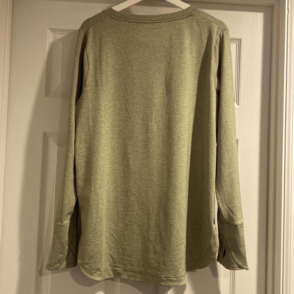 Athleta Uptempo Long Sleeve - Picture 2 of 2